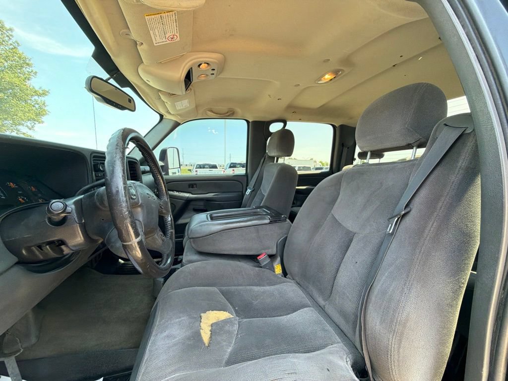 Used 2007 GMC Sierra 2500 SLE w/ Skid Plate Package AWD/4WD image 17