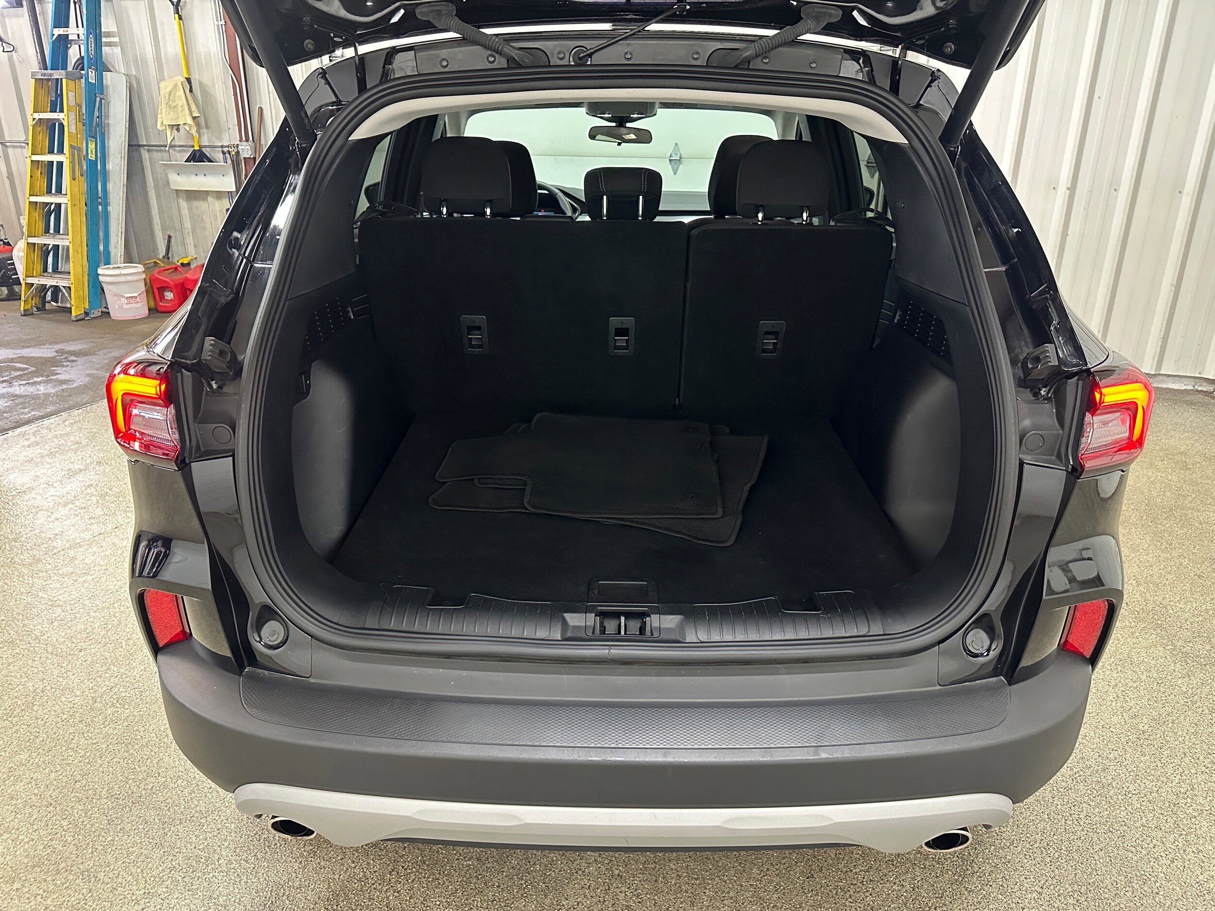 Certified 2024 Ford Escape Active AWD/4WD image 26