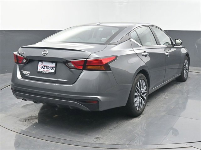 Used 2025 Nissan Altima 2.5 SV image 5