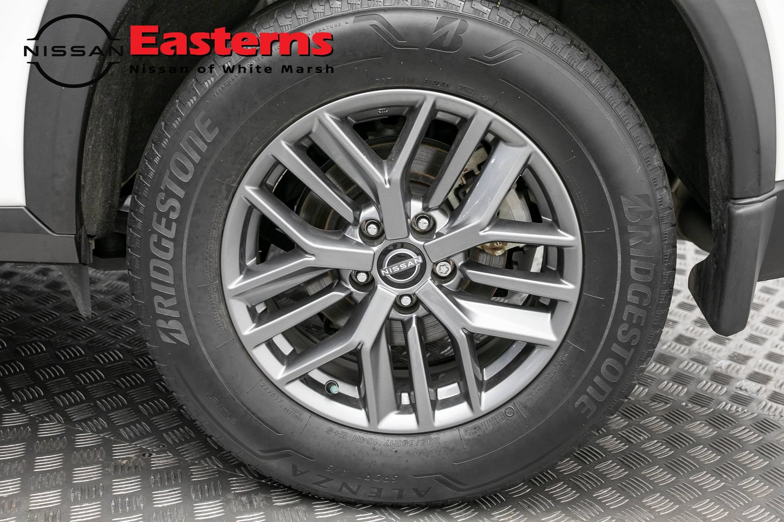 Used 2023 Nissan Rogue S FWD image 32