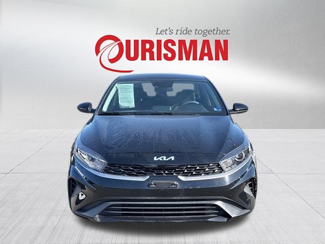 Used 2023 Kia Forte LXS image 6
