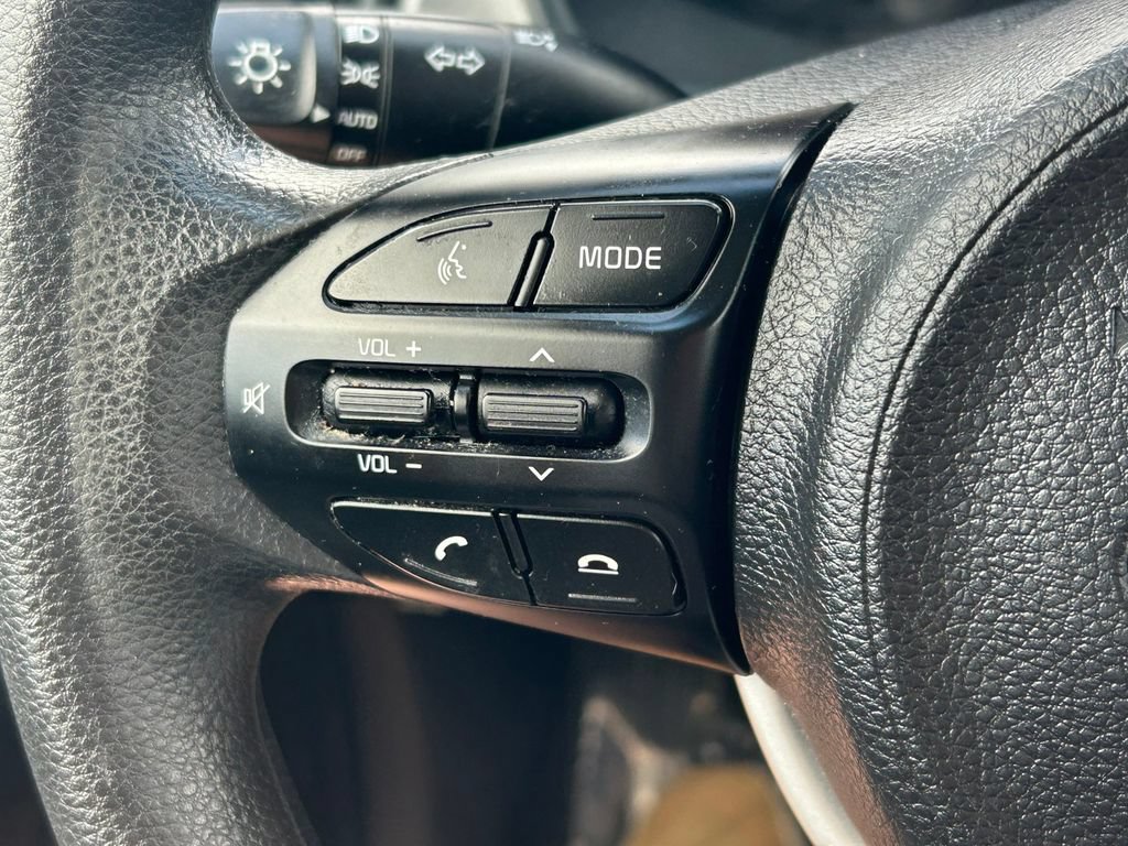 Used 2020 Kia Rio S FWD image 29