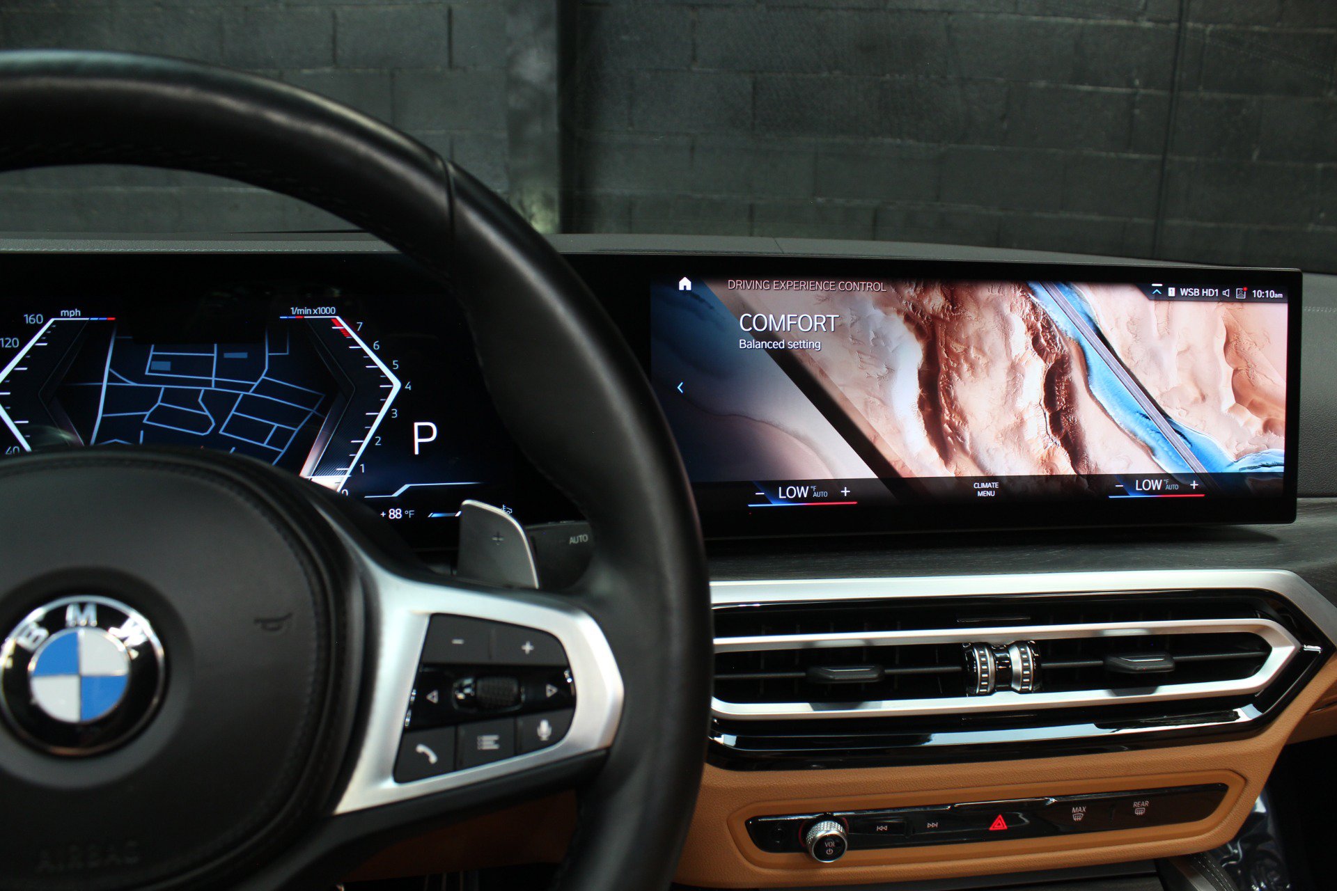 Used 2024 BMW M440i Convertible w/ Premium Package RWD image 69