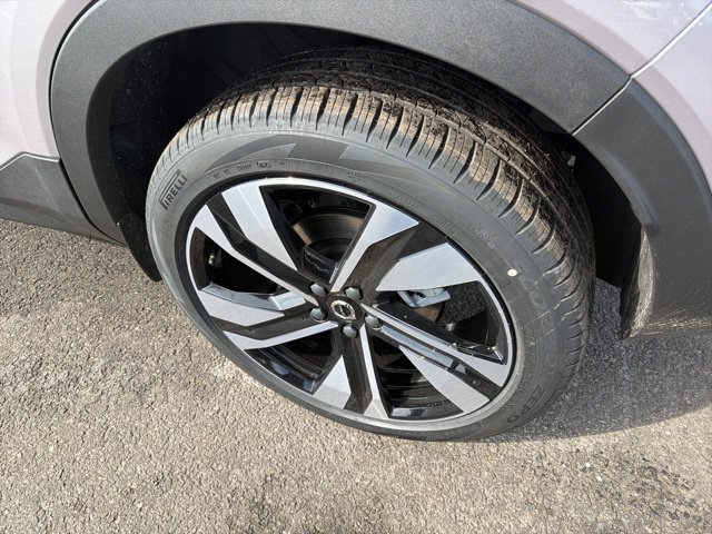 New 2026 Volvo XC40 B5 Ultra w/ Protection Package Premier AWD/4WD image 6