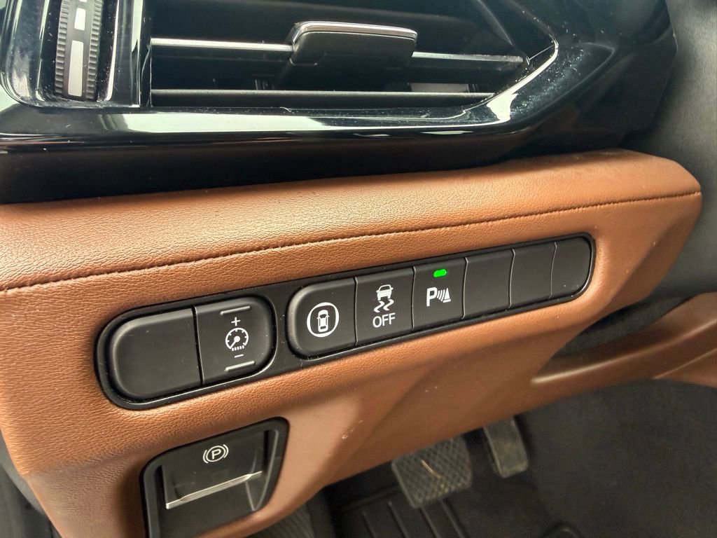 Certified 2024 Acura MDX SH-AWD w/ Technology Package image 18