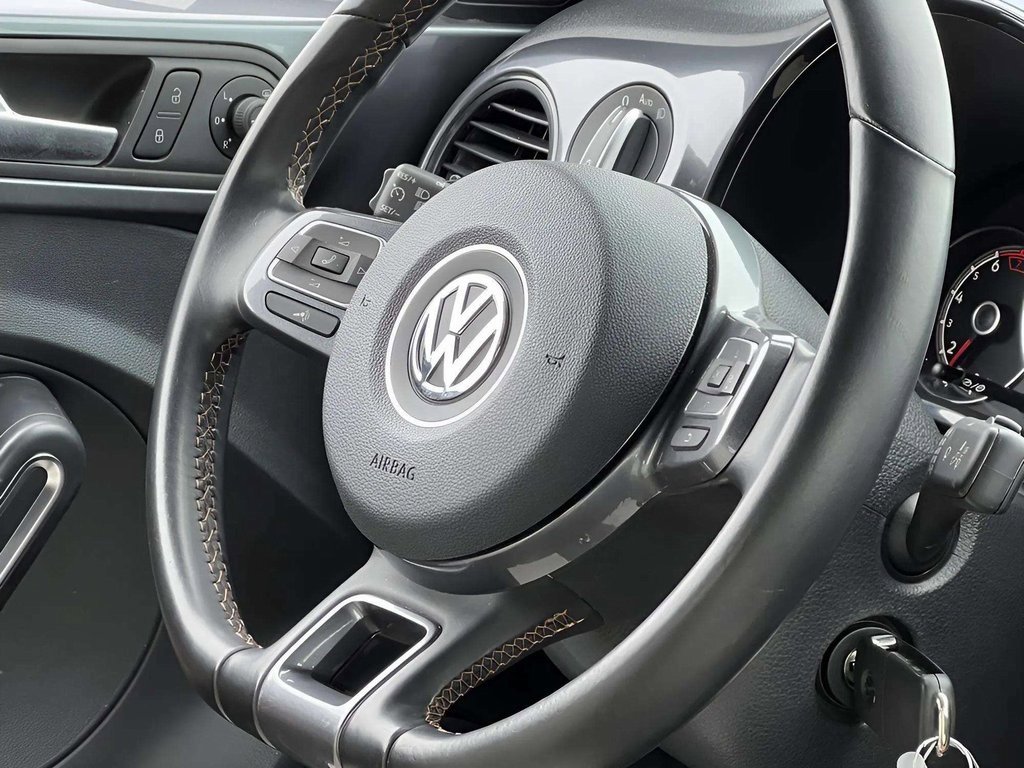 Used 2017 Volkswagen Beetle 1.8T Classic image 31