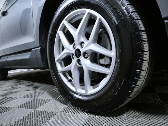 Certified 2024 Ford Edge SEL w/ Convenience Package AWD/4WD image 2
