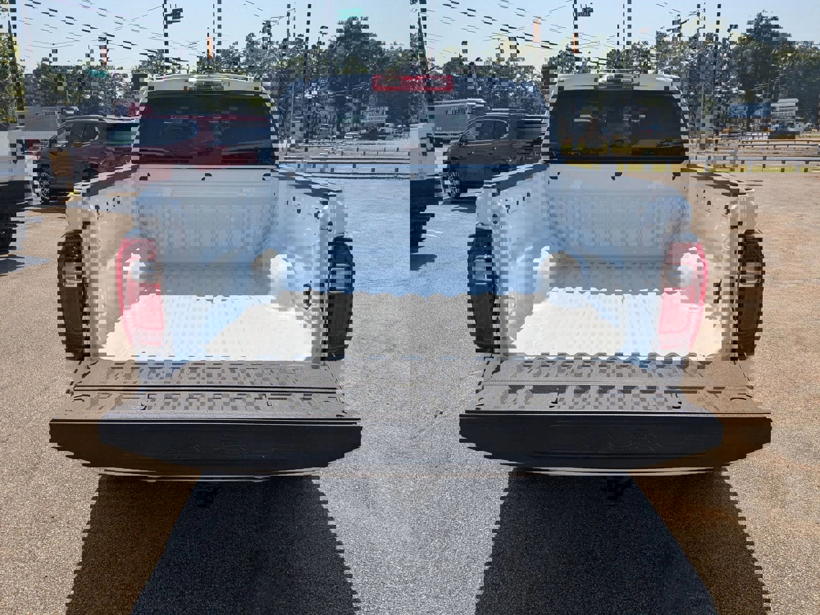 New 2026 GMC Canyon Elevation w/ Convenience Package image 4