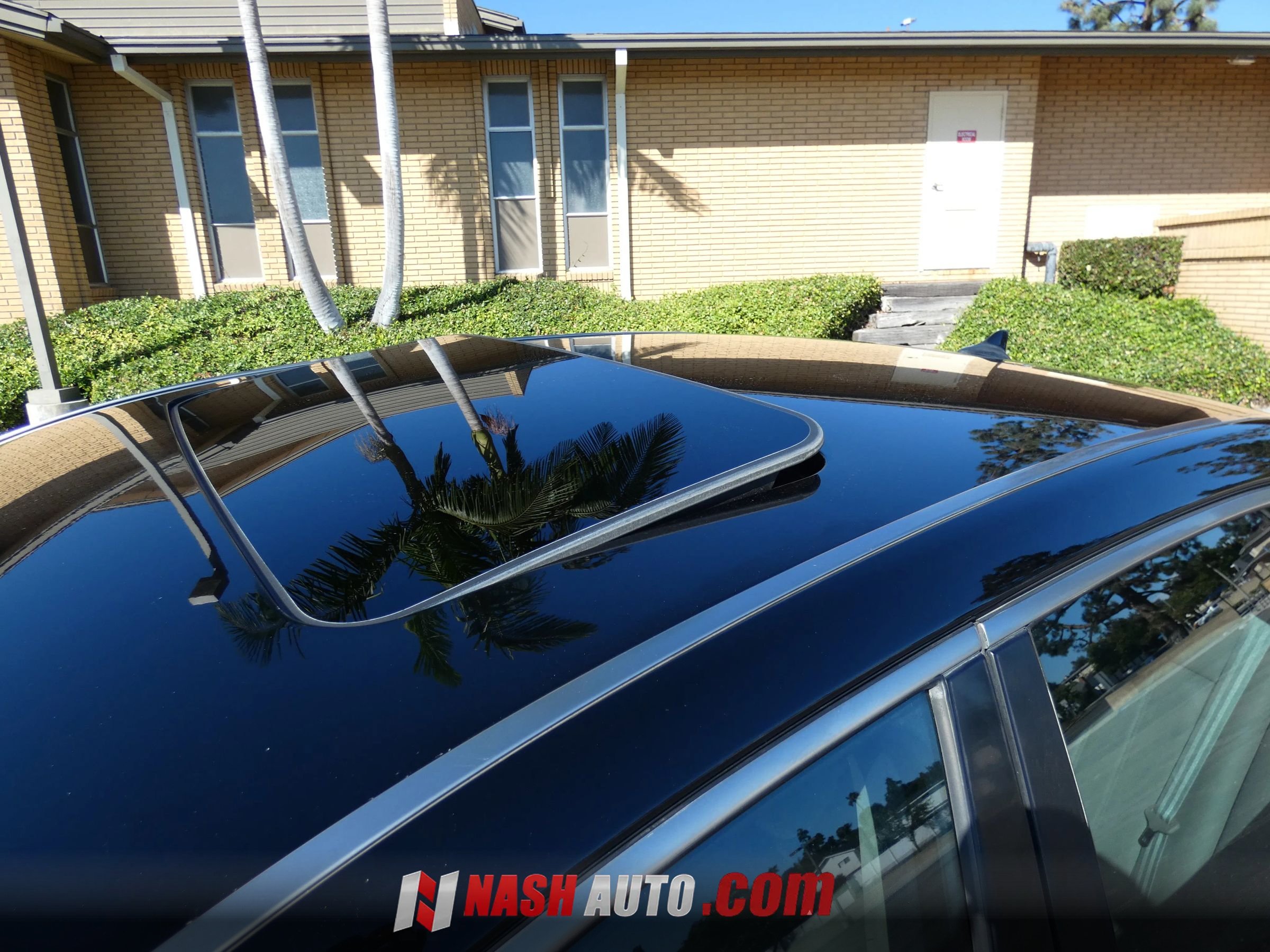 Used 2013 Hyundai Equus Signature RWD image 20