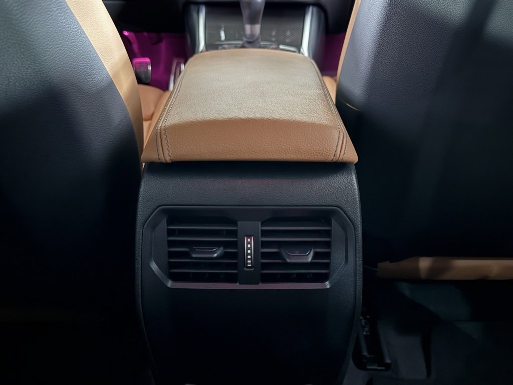 Used 2024 BMW M2 w/ Lighting Package image 40