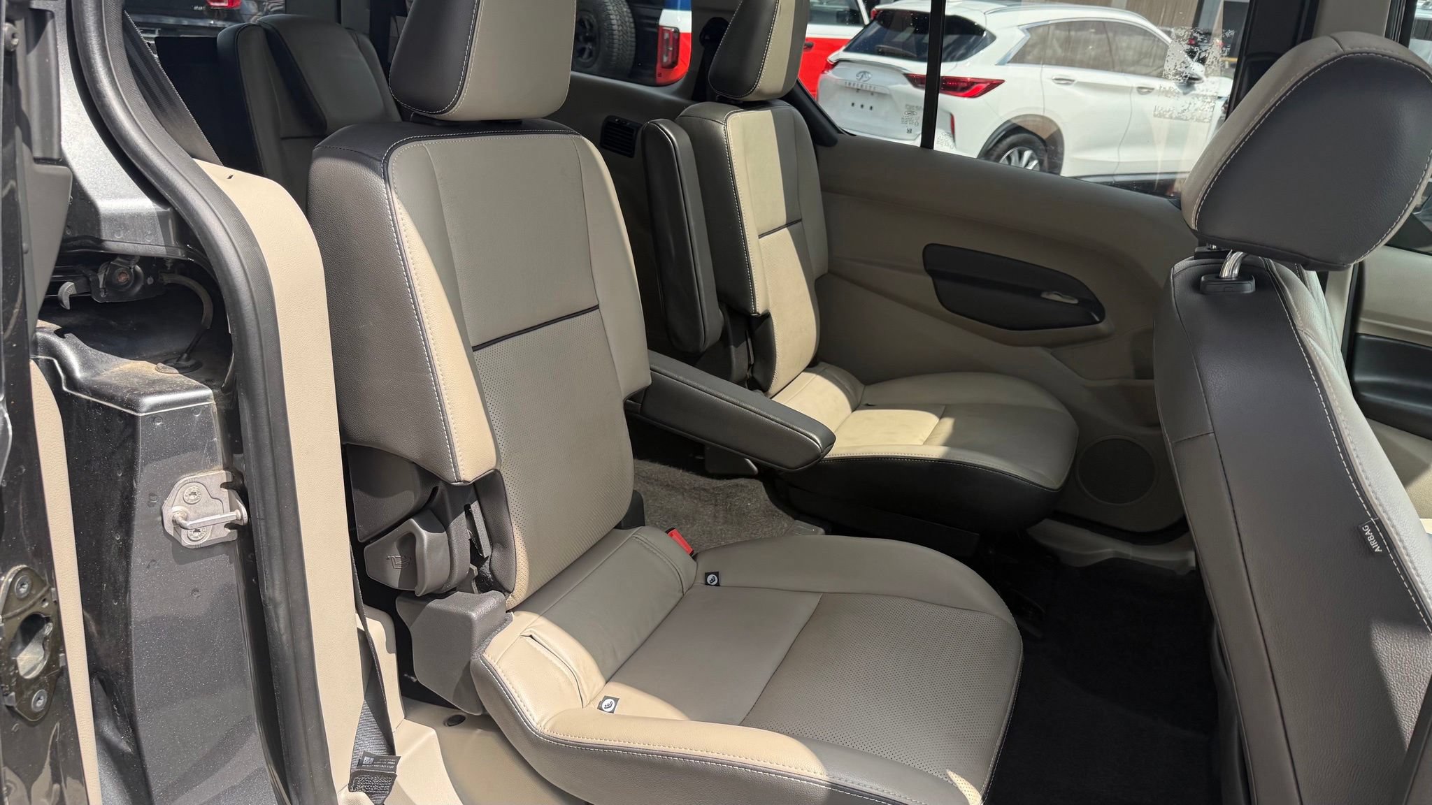 Used 2016 Ford Transit Connect Titanium FWD image 16