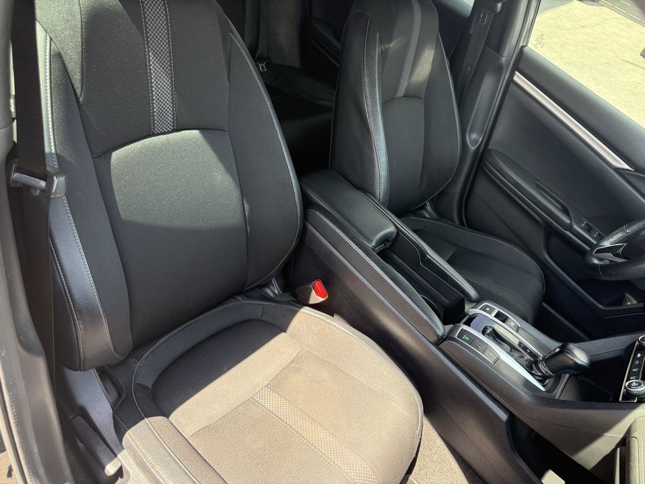 Used 2019 Honda Civic Sport image 9