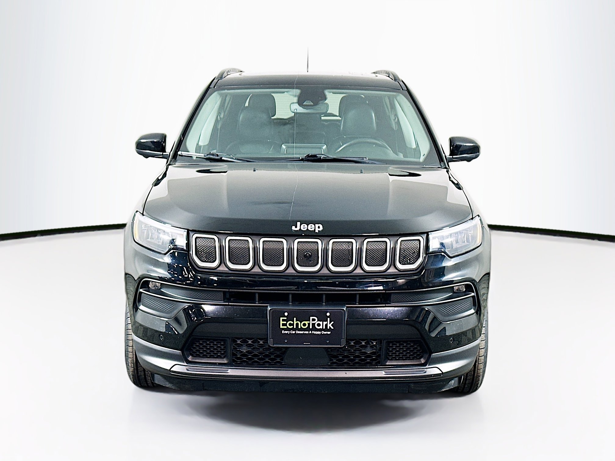 Used 2022 Jeep Compass Latitude w/ Sun and Sound Group image 2