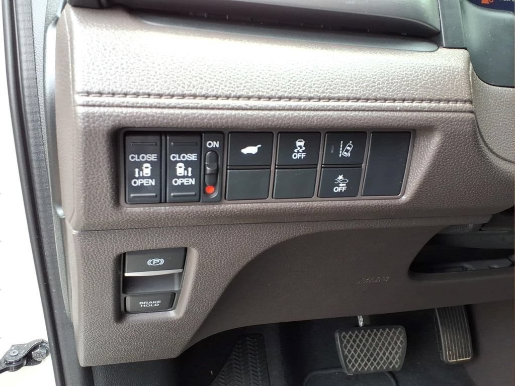 Used 2018 Honda Odyssey EX-L image 20