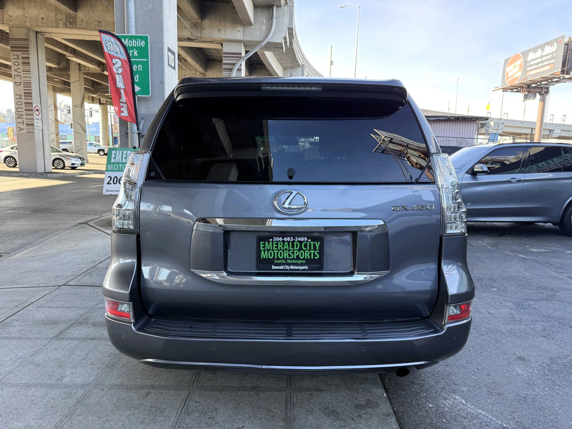 Used 2016 Lexus GX 460 image 7