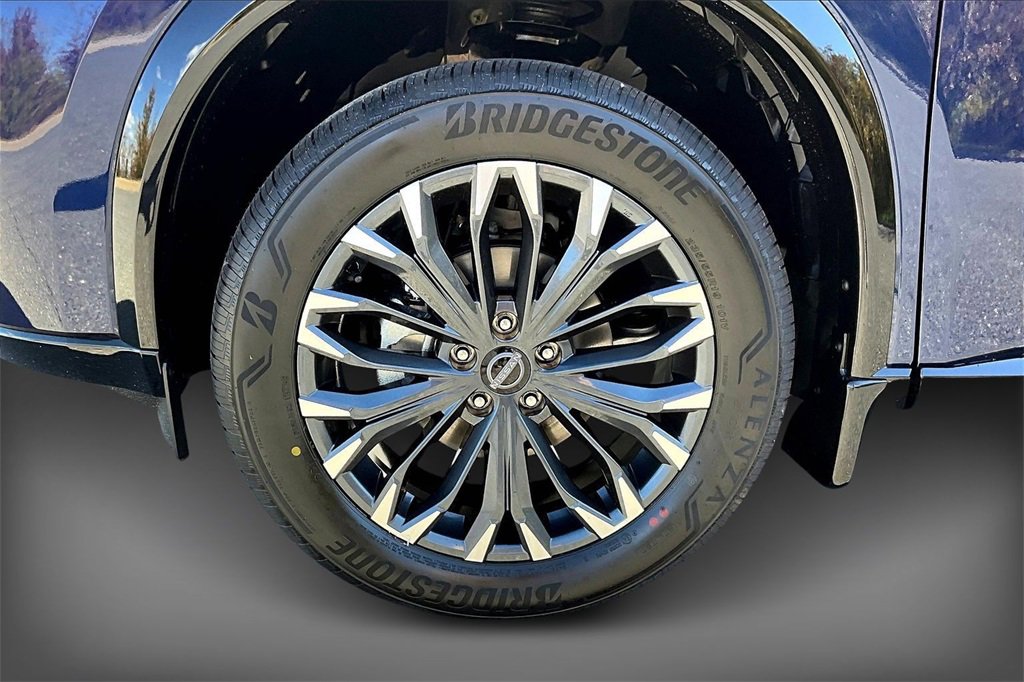 New 2026 Nissan Rogue Platinum image 12