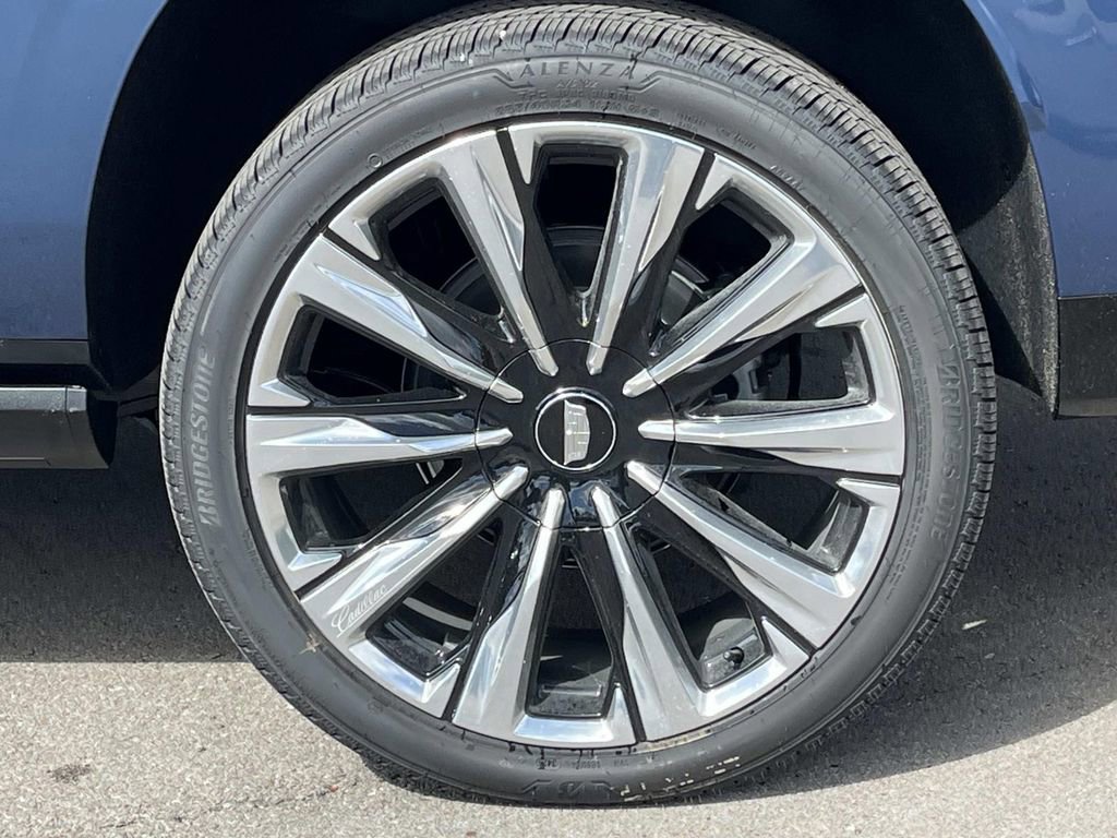 New 2026 Cadillac Escalade ESV Luxury w/ Touring Package image 13
