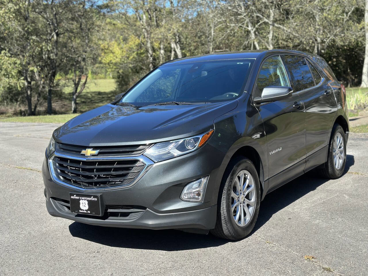 Used 2019 Chevrolet Equinox LT w/ Driver Convenience Package image 4