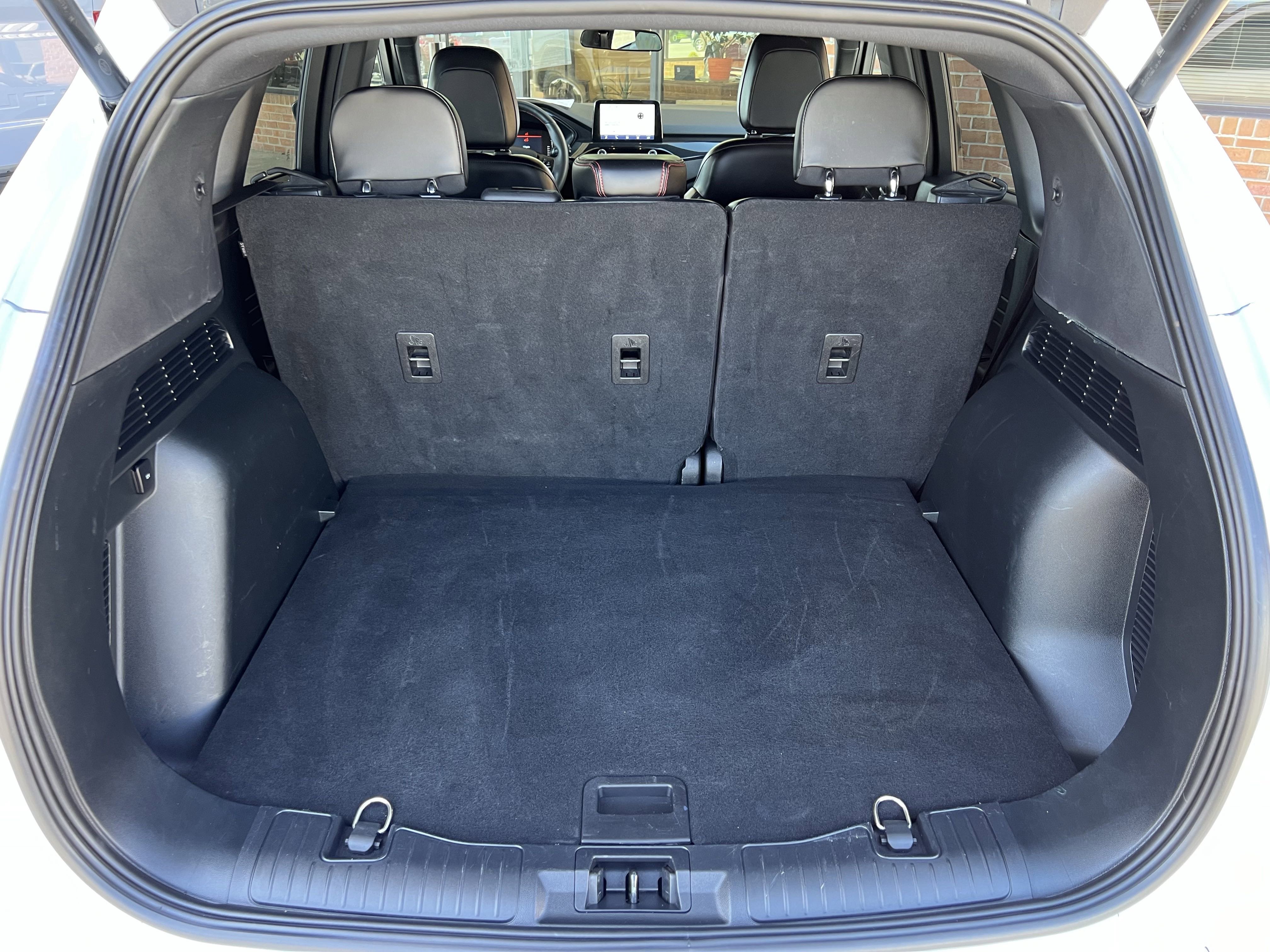 Used 2023 Ford Escape ST-Line image 40