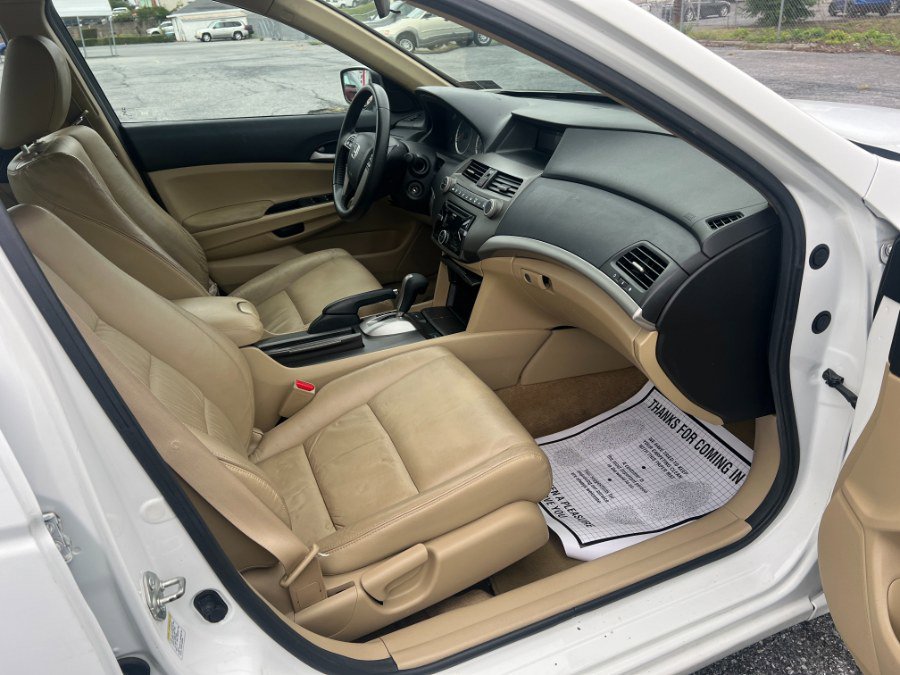 Used 2011 Honda Accord SE image 14