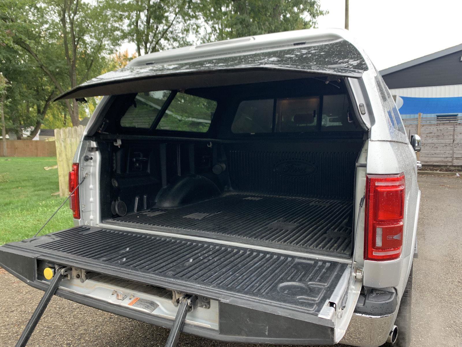 Used 2017 Ford F150 Lariat image 48