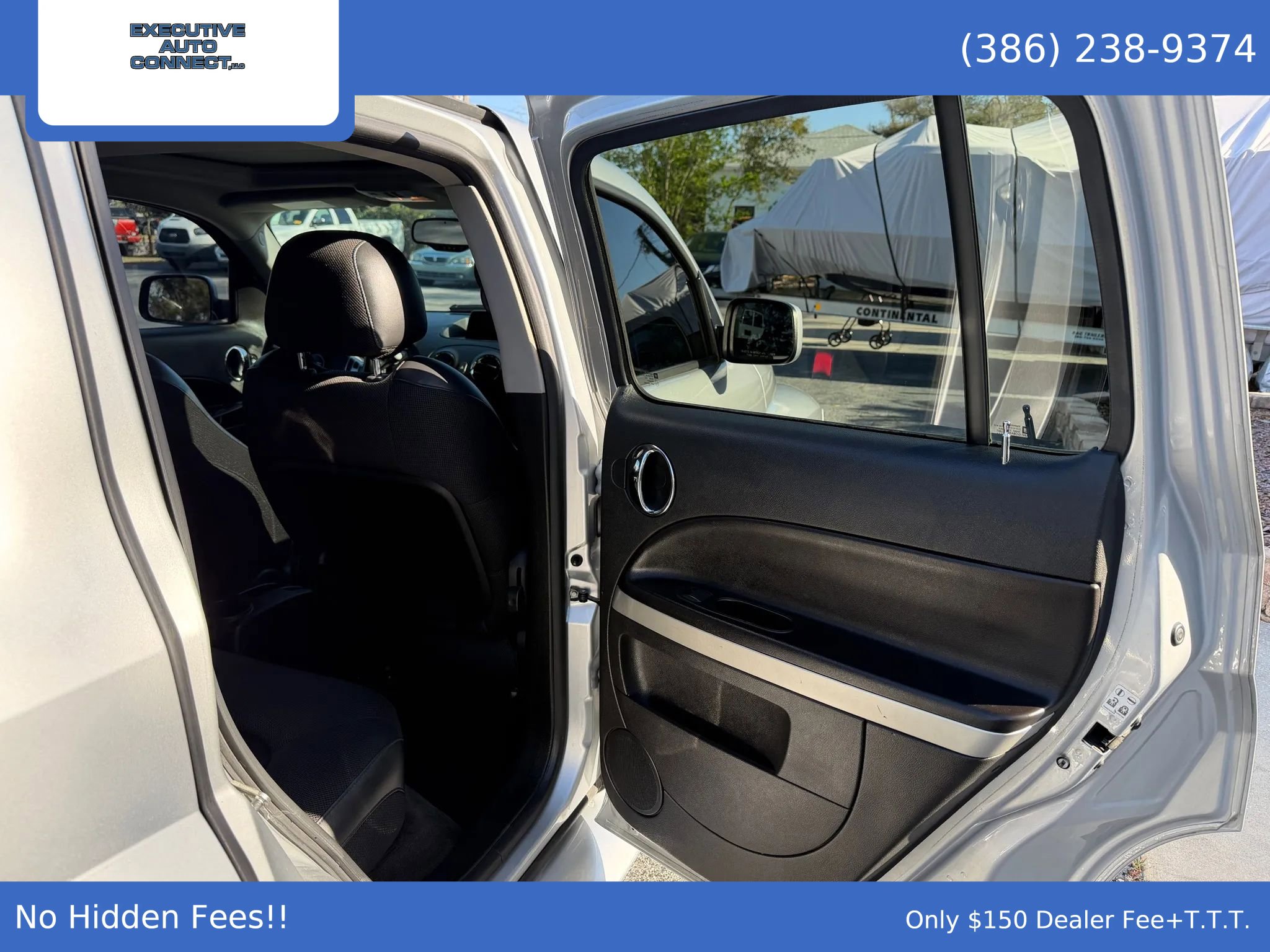 Used 2010 Chevrolet HHR SS w/ Performance Package image 13