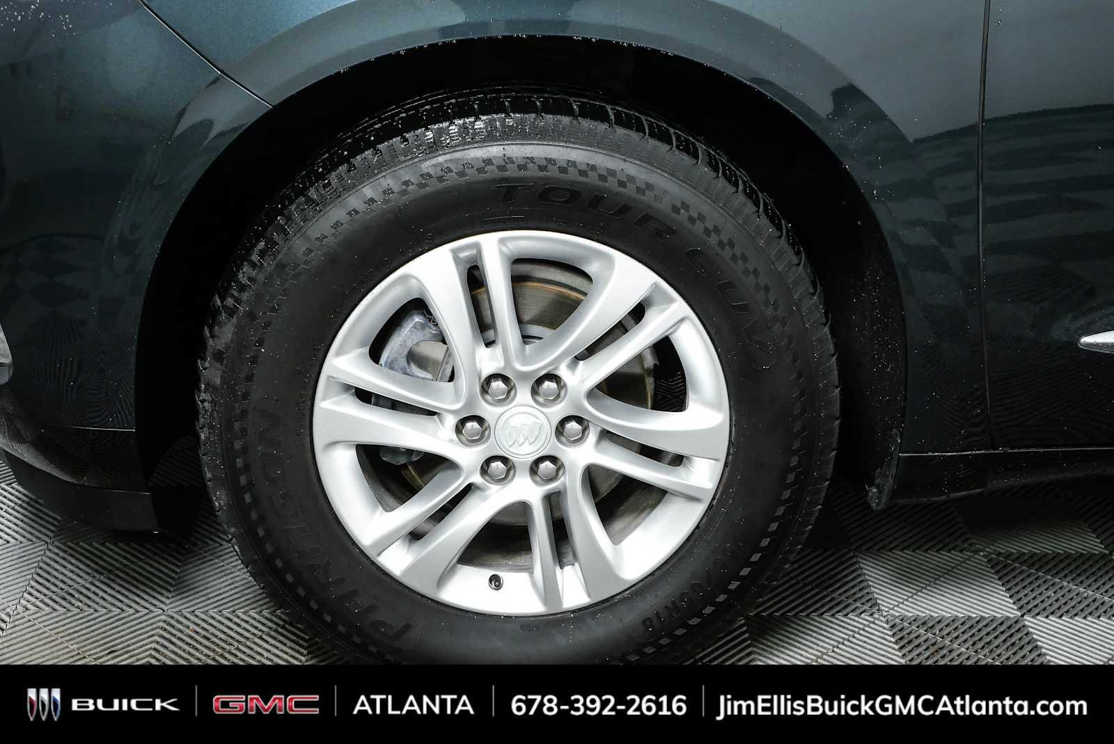 Used 2019 Buick Enclave Essence FWD image 38