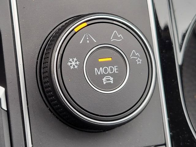 Used 2023 Volkswagen Atlas SEL image 33