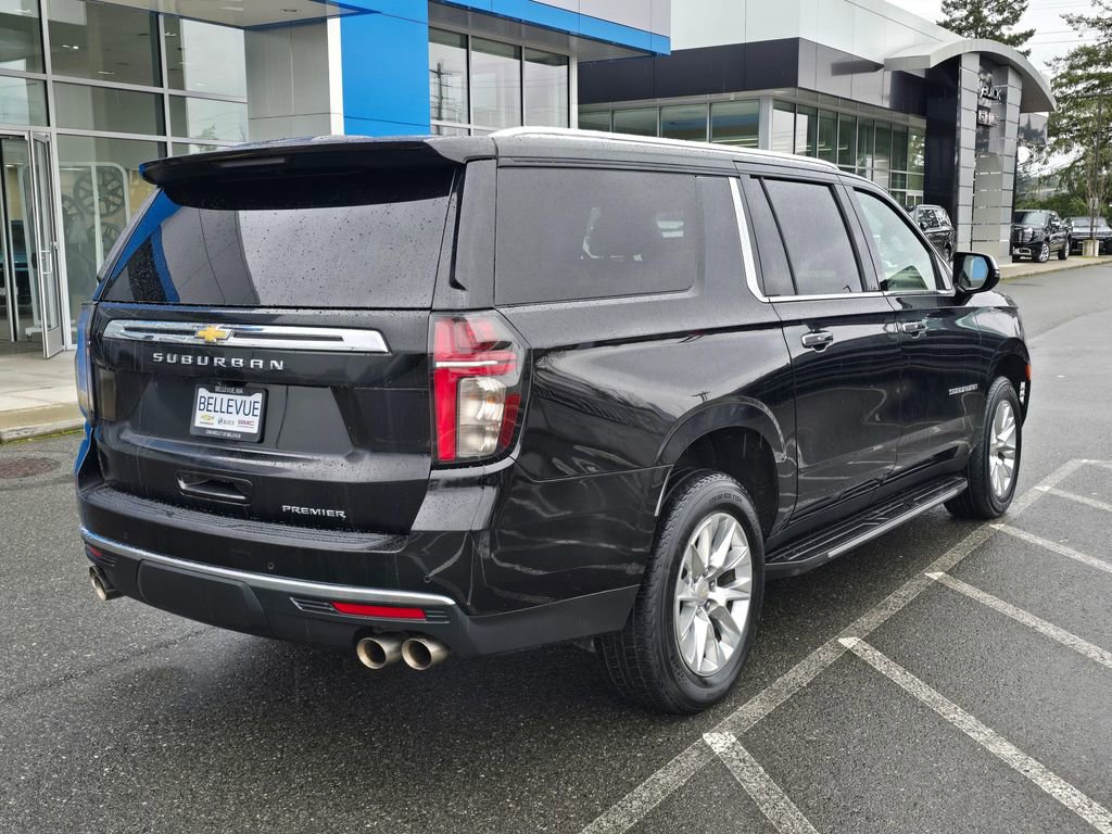 Used 2024 Chevrolet Suburban Premier AWD/4WD image 5
