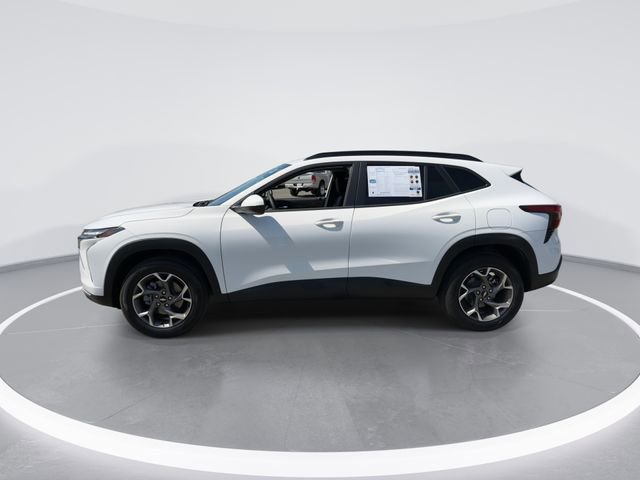 Used 2026 Chevrolet Trax LT w/ Sunroof Package image 5