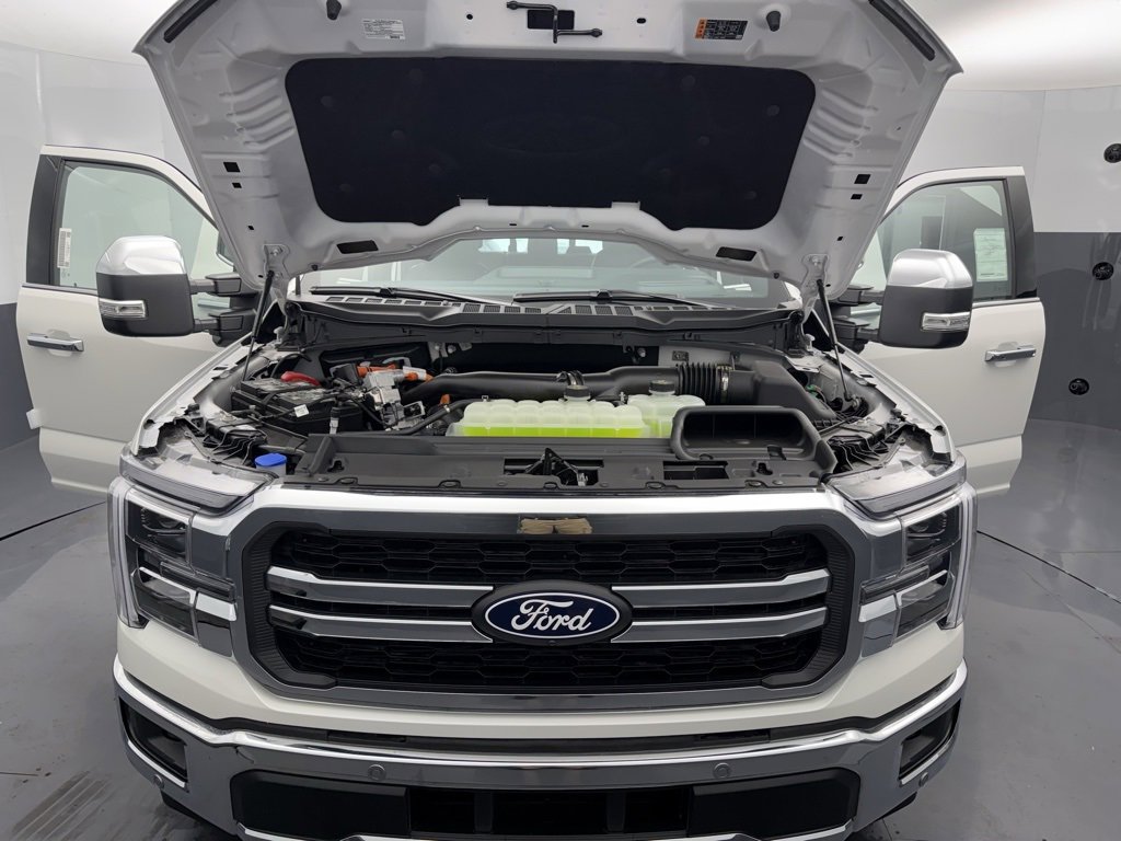New 2025 Ford F150 Lariat w/ Equipment Group 502A High image 10