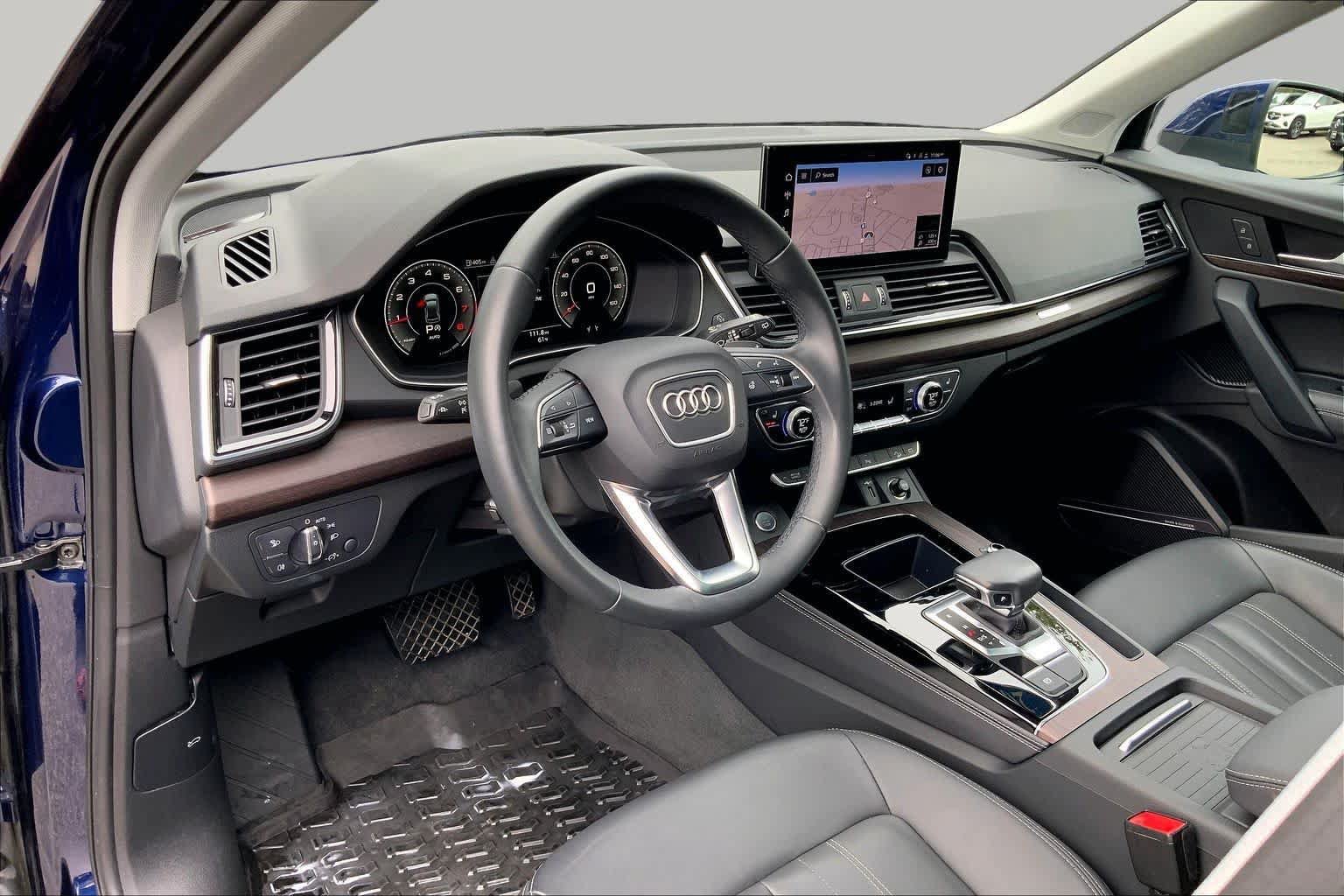 Used 2021 Audi Q5 2.0T Premium Plus w/ Premium Plus Package AWD/4WD image 18