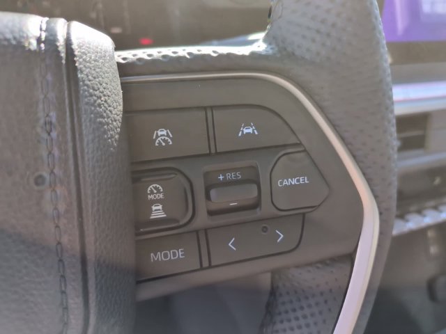 Used 2026 Toyota Tacoma SR5 AWD/4WD image 17