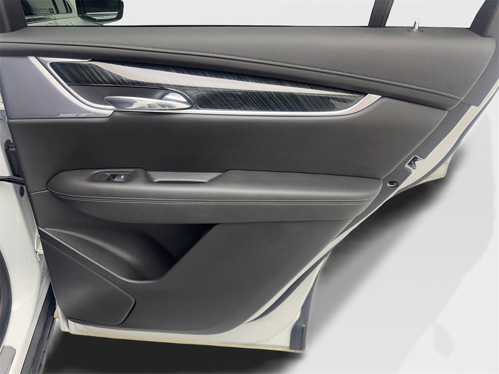 Used 2021 Cadillac XT6 Premium Luxury image 47