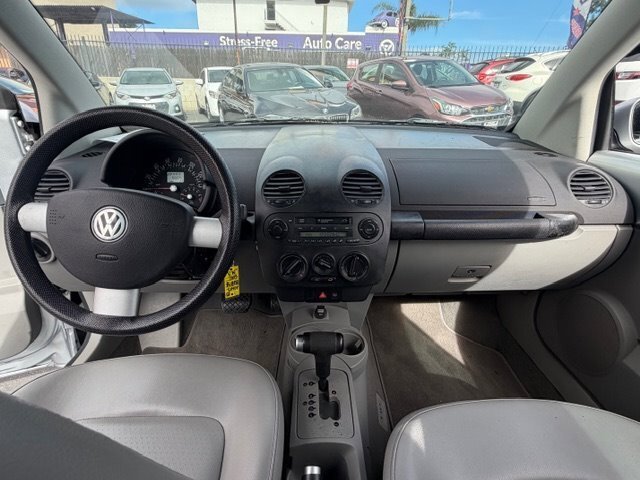Used 2003 Volkswagen Beetle GLS FWD image 11