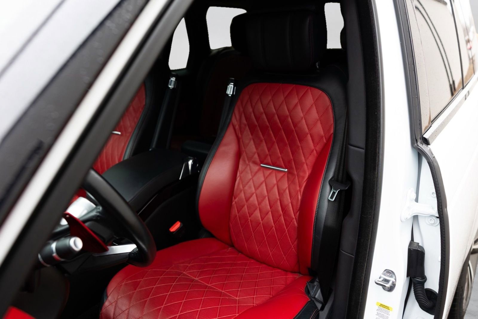 Used 2021 Land Rover Range Rover SV Autobiography Dynamic image 5