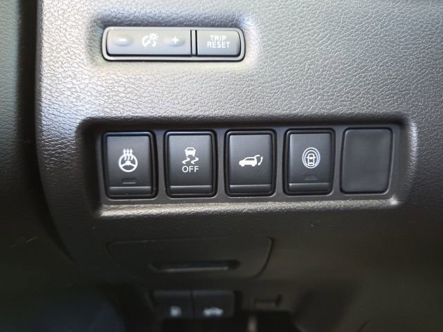 Used 2024 Nissan Murano SV AWD/4WD image 9