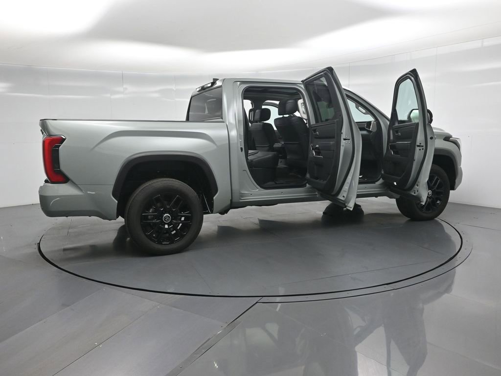 Used 2024 Toyota Tundra Limited image 3
