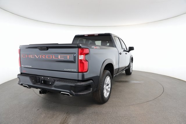 Used 2021 Chevrolet Silverado 1500 Custom w/ Safety Confidence Package image 16