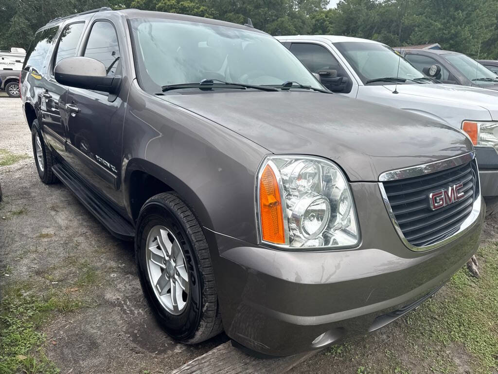 Used 2014 GMC Yukon XL SLT image 3