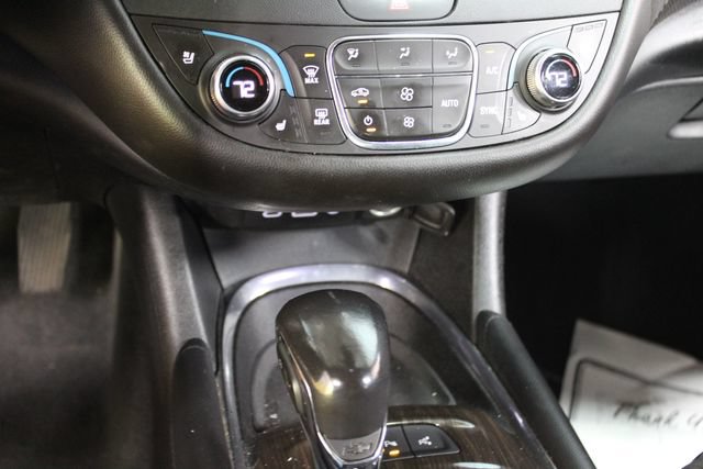 Used 2021 Chevrolet Malibu Premier w/ LPO, Floor Liner Package FWD image 18