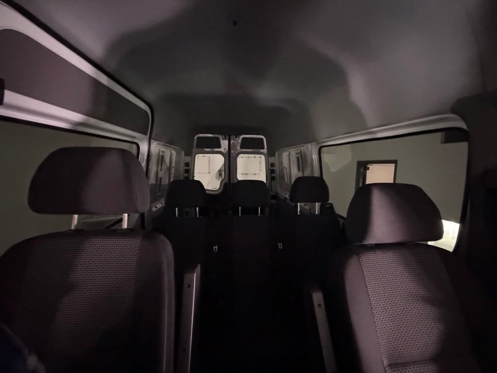 Used 2013 Mercedes-Benz Sprinter 2500 image 17