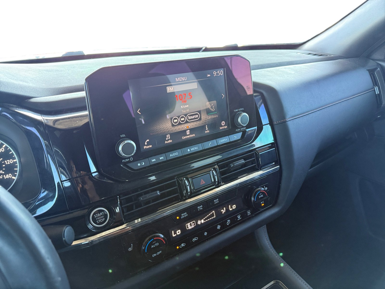 Used 2024 Nissan Pathfinder Rock Creek AWD/4WD image 15
