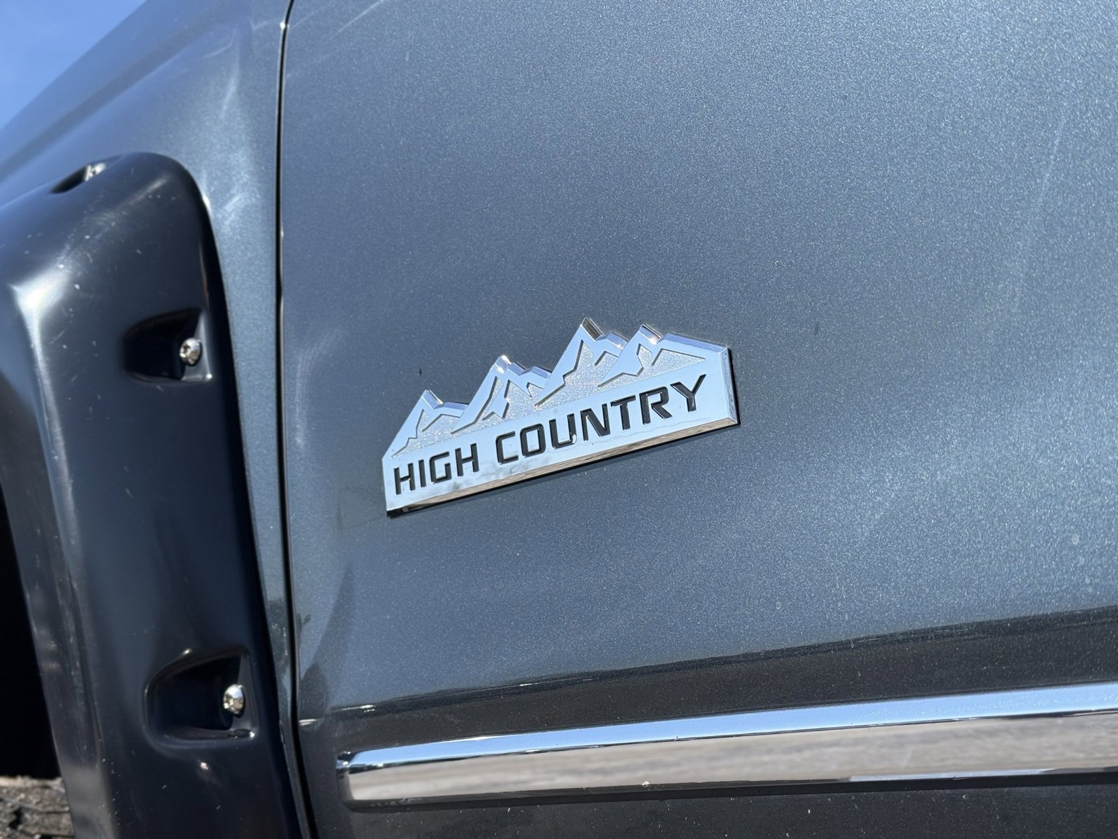 Used 2019 Chevrolet Silverado 2500 High Country w/ Duramax Plus Package image 12