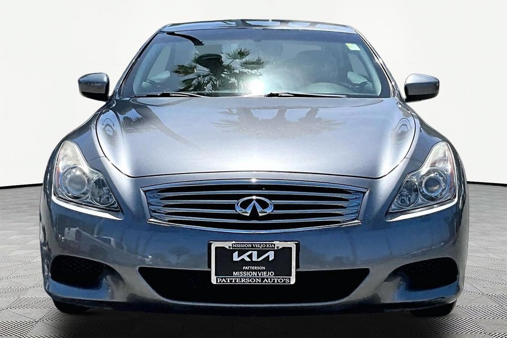Used 2010 INFINITI G37 Convertible w/ Premium Pkg RWD image 3