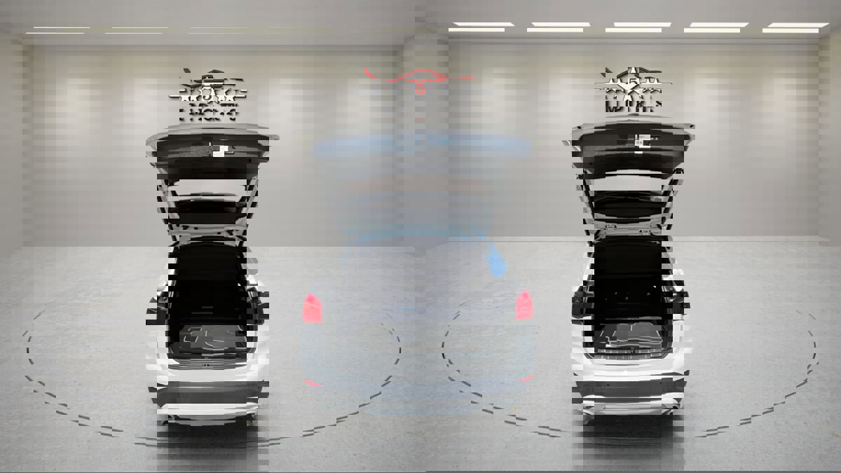 Used 2021 BMW X1 sDrive28i w/ Convenience Package image 5