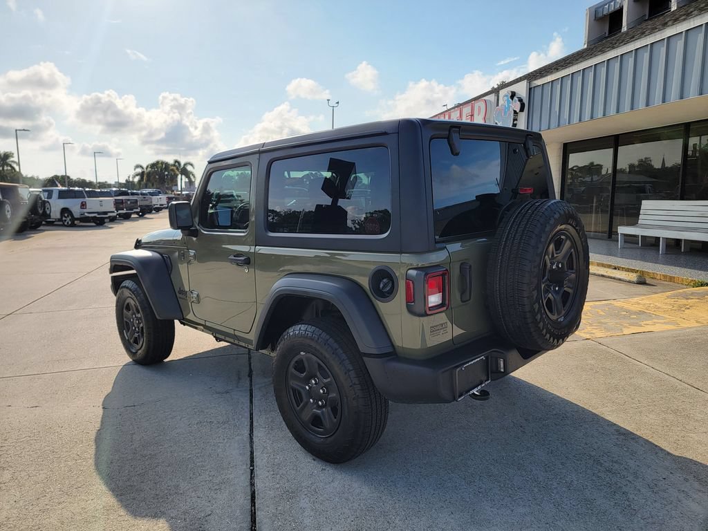 Used 2026 Jeep Wrangler Sport AWD/4WD image 3