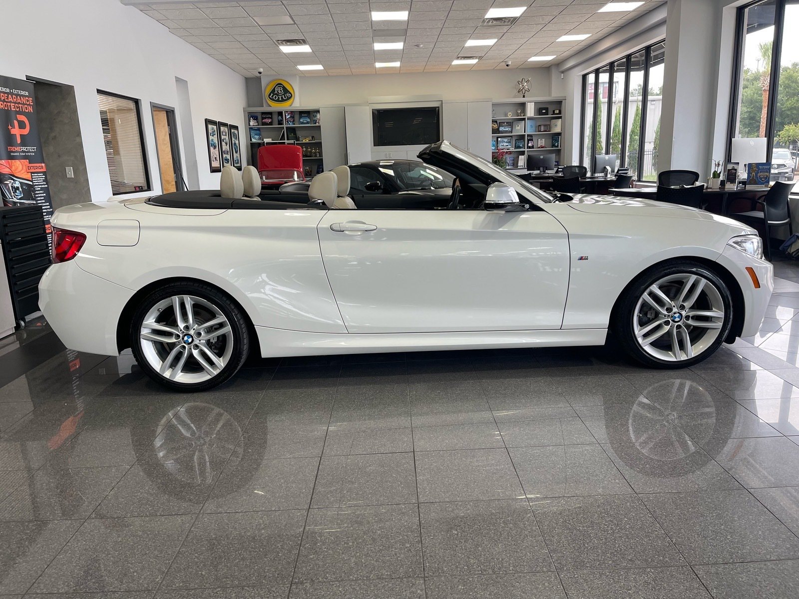 Used 2016 BMW 228i Convertible RWD image 6