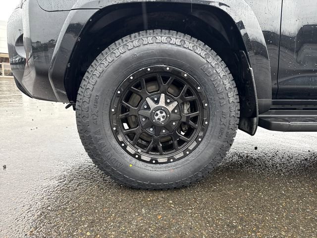 Used 2021 Toyota 4Runner SR5 image 31