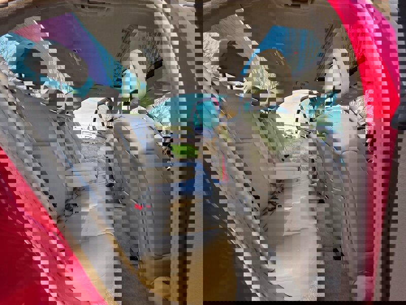 Used 2013 Mercedes-Benz C 300 4MATIC Sedan image 16